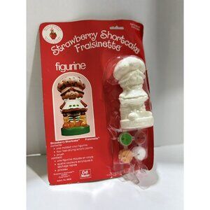 Strawberry Shortcake1981 Paintable Molded Figurine Factory Sealed
